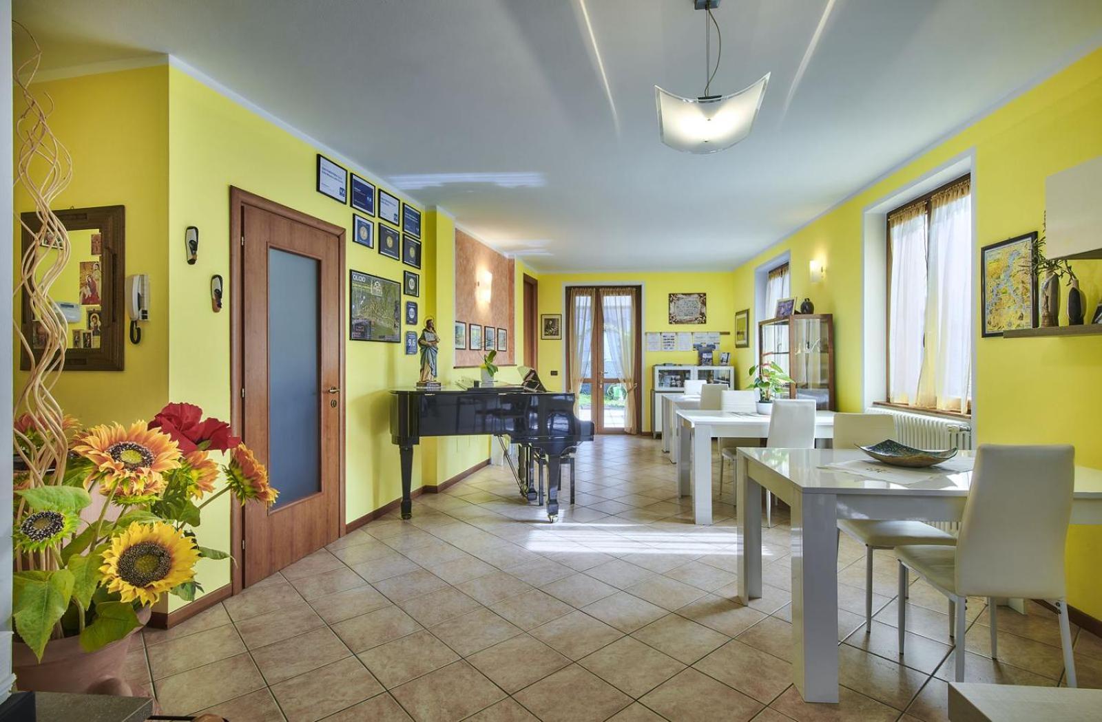 B&B-Foresteria Casa Della Musica Lake Como Mandello del Lario Kültér fotó