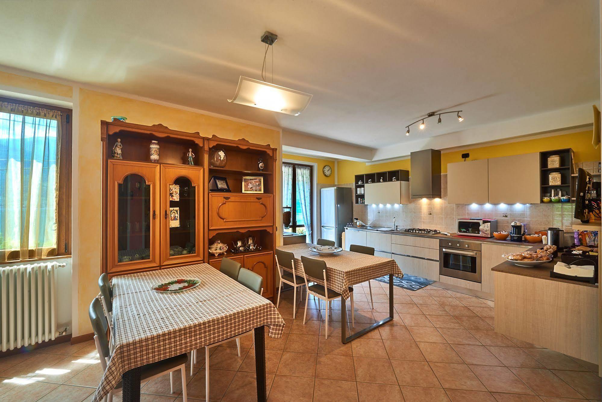 B&B-Foresteria Casa Della Musica Lake Como Mandello del Lario Kültér fotó