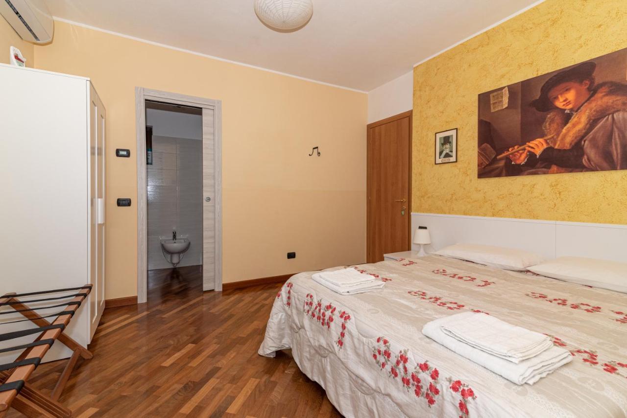B&B-Foresteria Casa Della Musica Lake Como Mandello del Lario Kültér fotó
